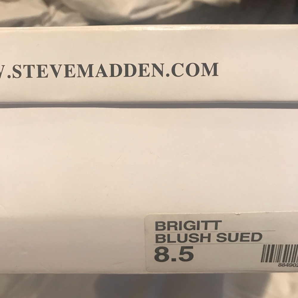 Steve Madden - Blush Suede Pumps - Size 8.5 - Picture 7 of 7